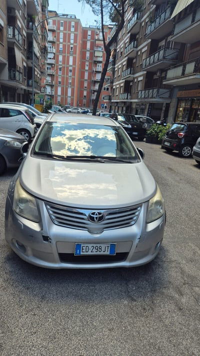 Toyota Avensis Station Wagon 2.2 D-4D Wagon Sol Plus usata