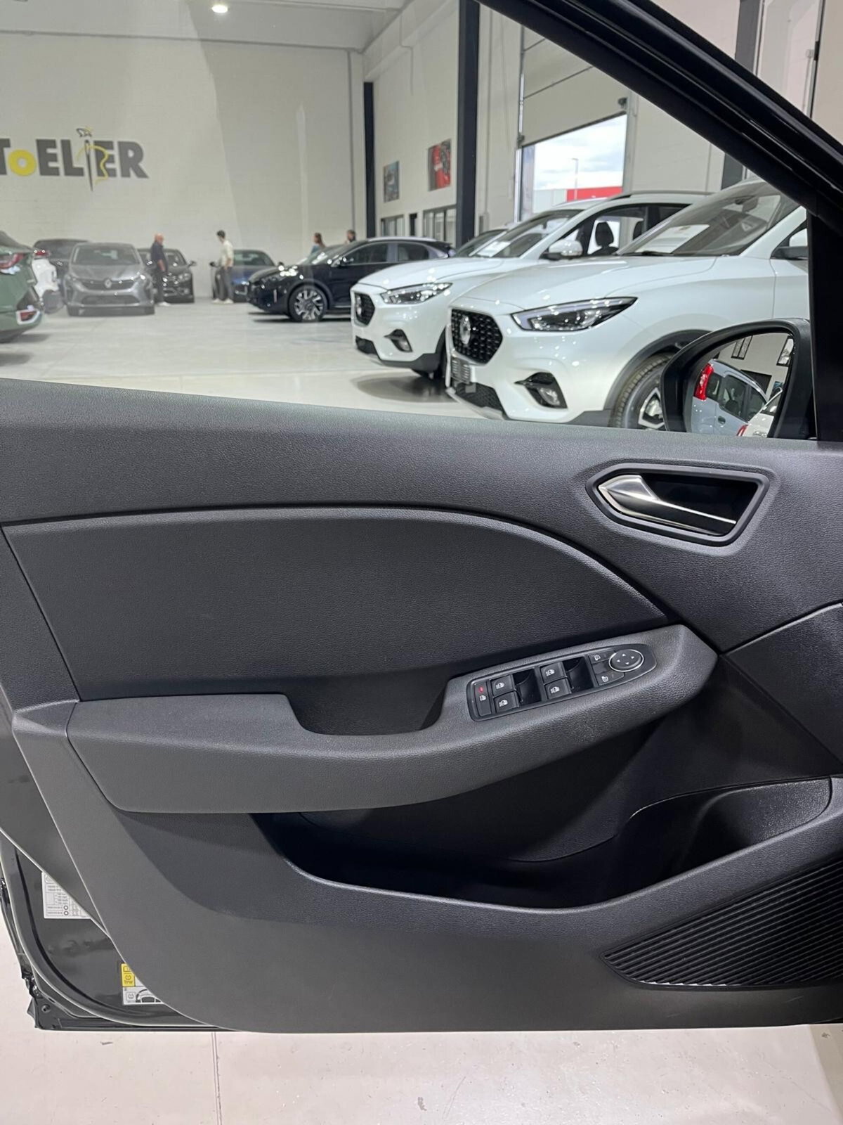 Renault Clio 1.0 eco-g Evolution 100cv (17)