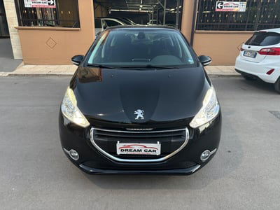 Peugeot 208 HDi 68 CV 5 porte Allure usata