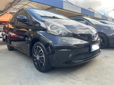 Toyota Aygo 1.0 12V VVT-i 5 porte Sol usata
