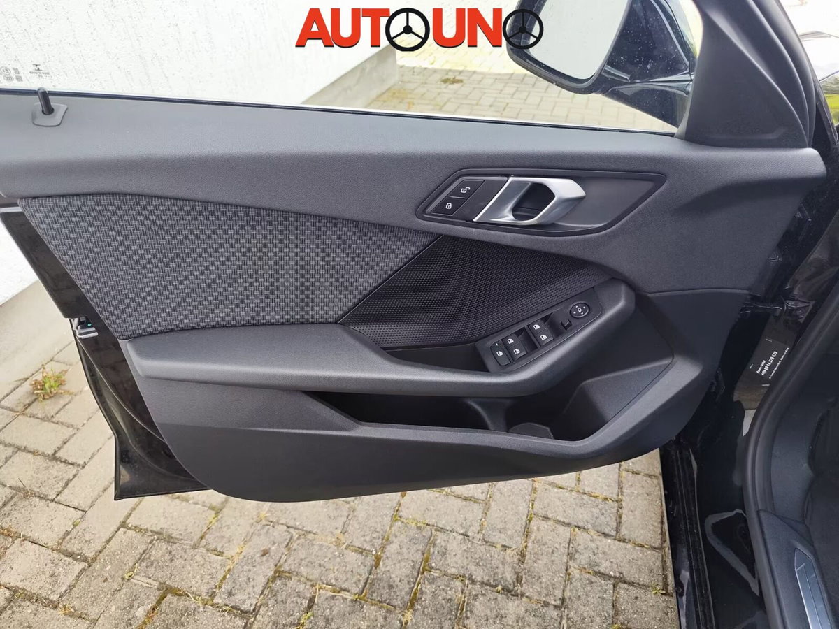 BMW Serie 1 5p. 116d 5p. Advantage (3)