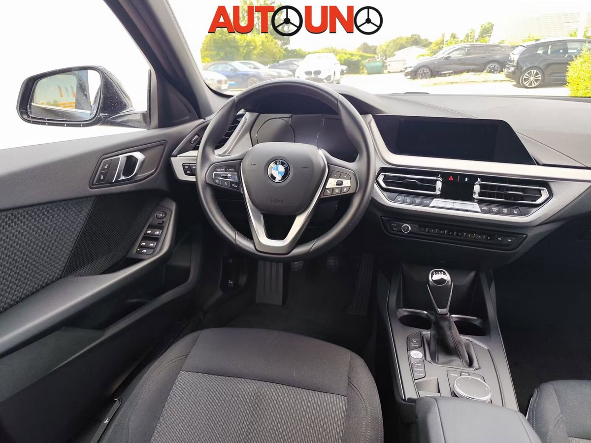 BMW Serie 1 5p. 116d 5p. Advantage (9)