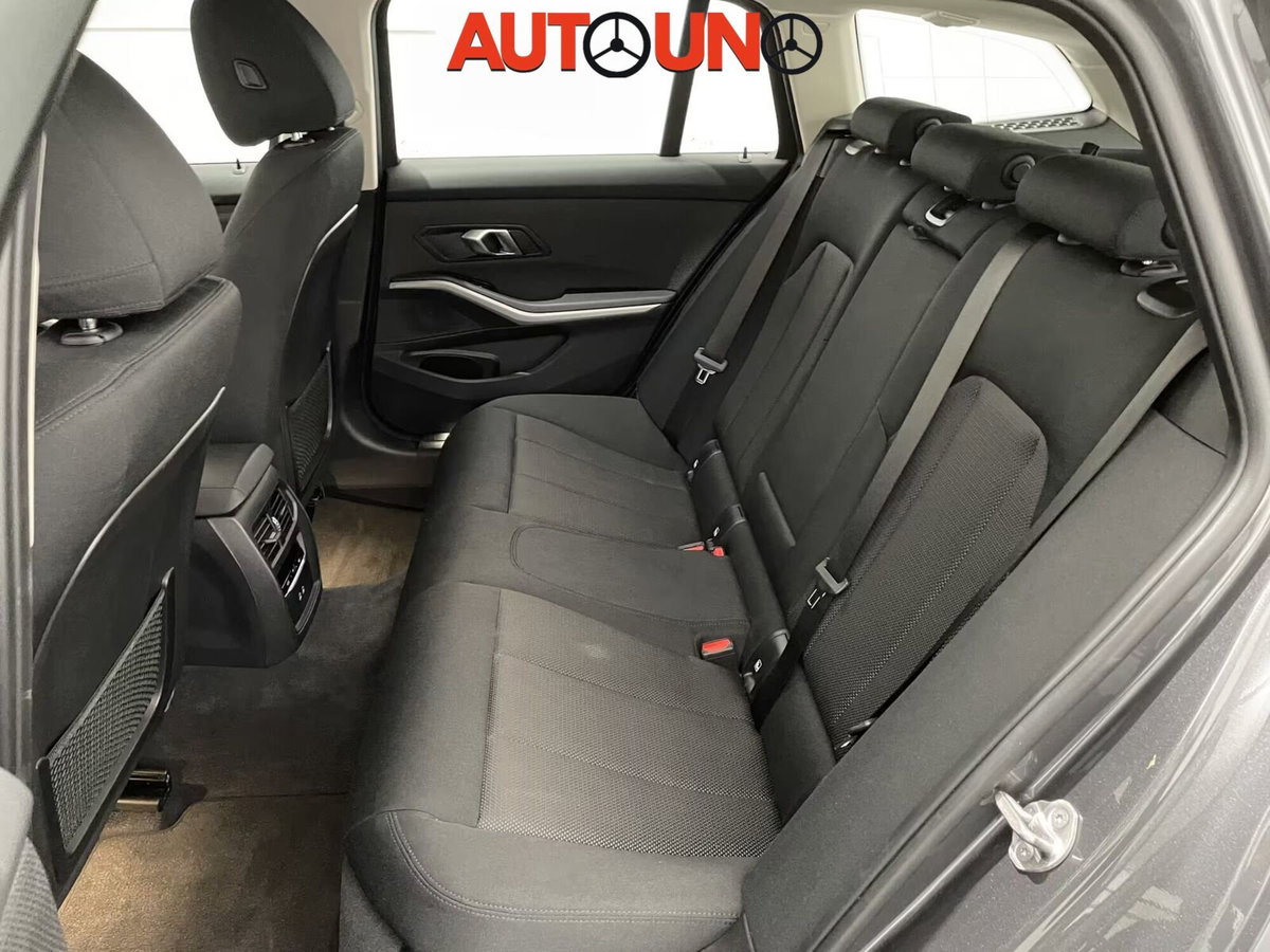 BMW Serie 3 Touring 318i  Business Advantage (18)