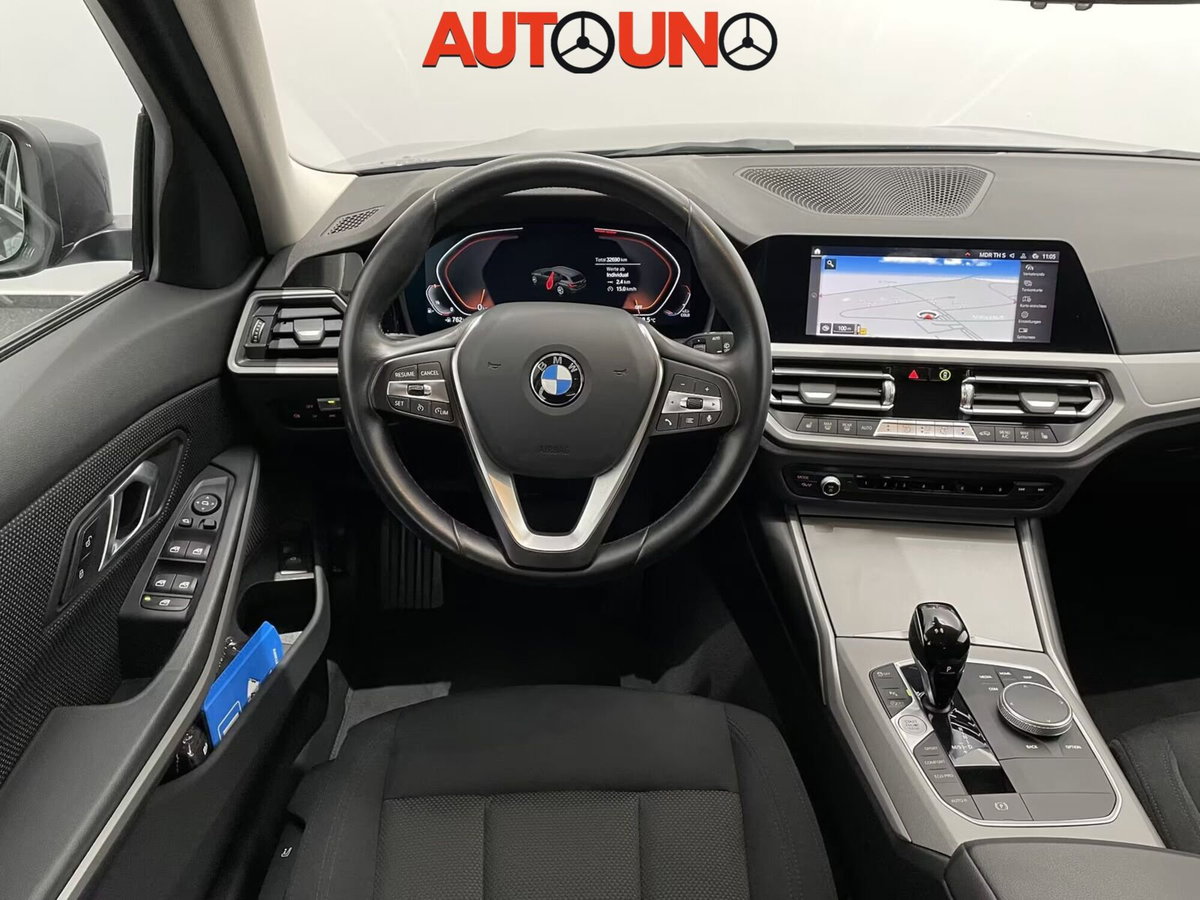 BMW Serie 3 Touring 318i  Business Advantage (5)