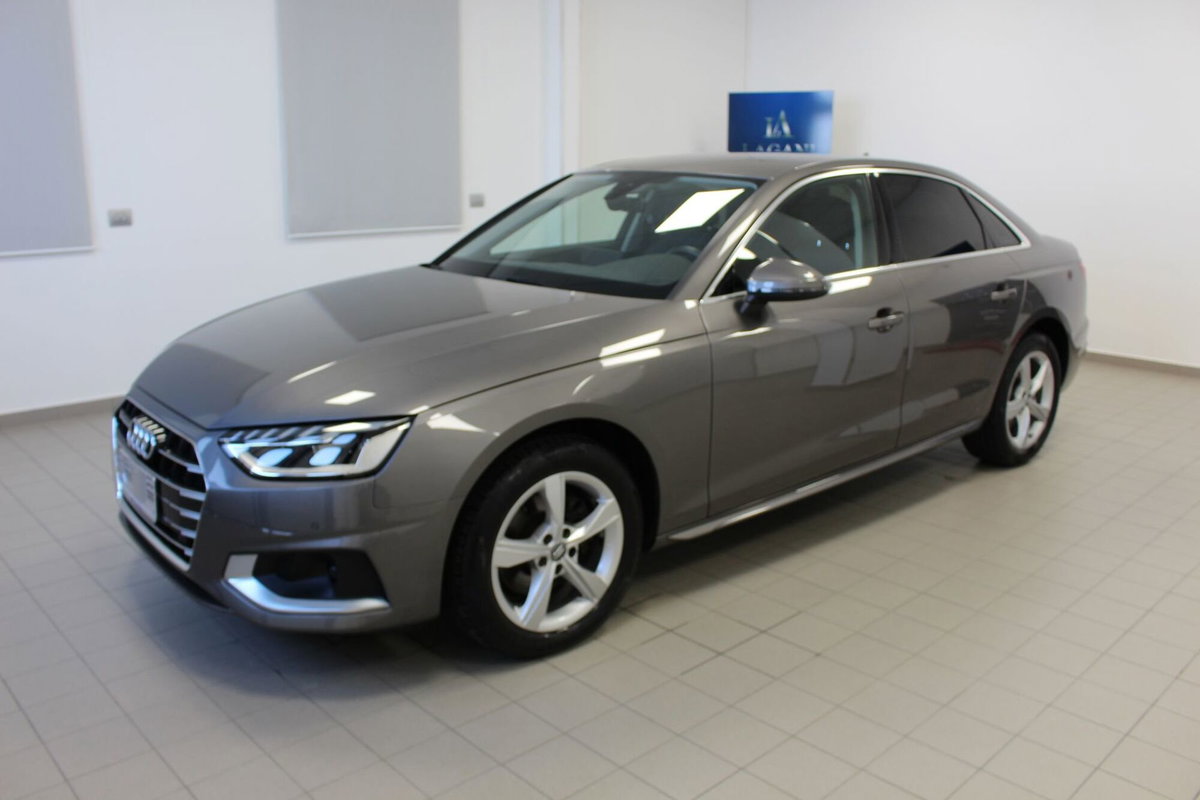 Audi A4 Avant 30 TDI Business Advanced