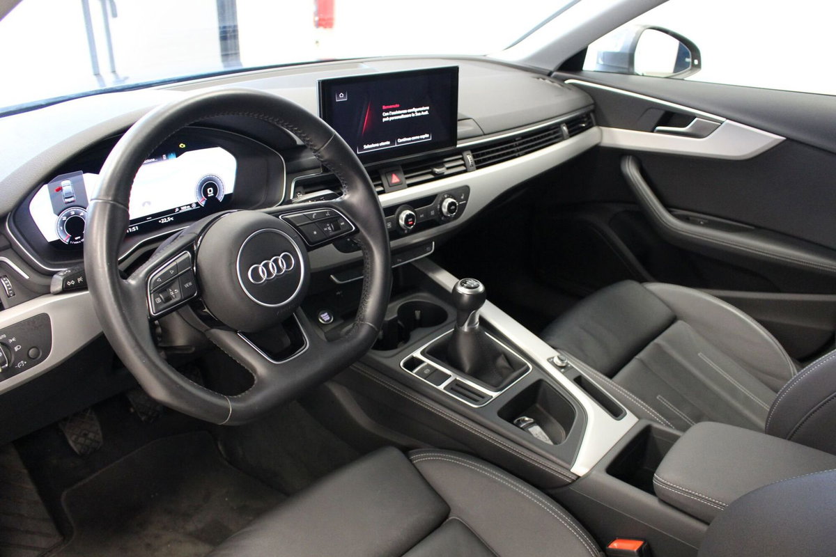 Audi A4 Avant 30 TDI Business Advanced (7)