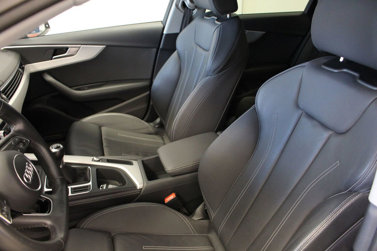 Audi A4 Avant 30 TDI Business Advanced (8)