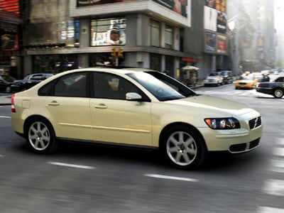 Volvo S40 2.0 D cat Momentum usata