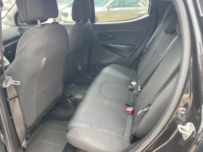 Lancia Ypsilon 1.2 69 CV 5 porte Gold (11)