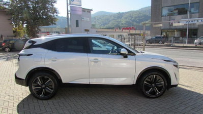 Nissan Qashqai 1.3 mhev Tekna 4wd 158cv xtronic (6)