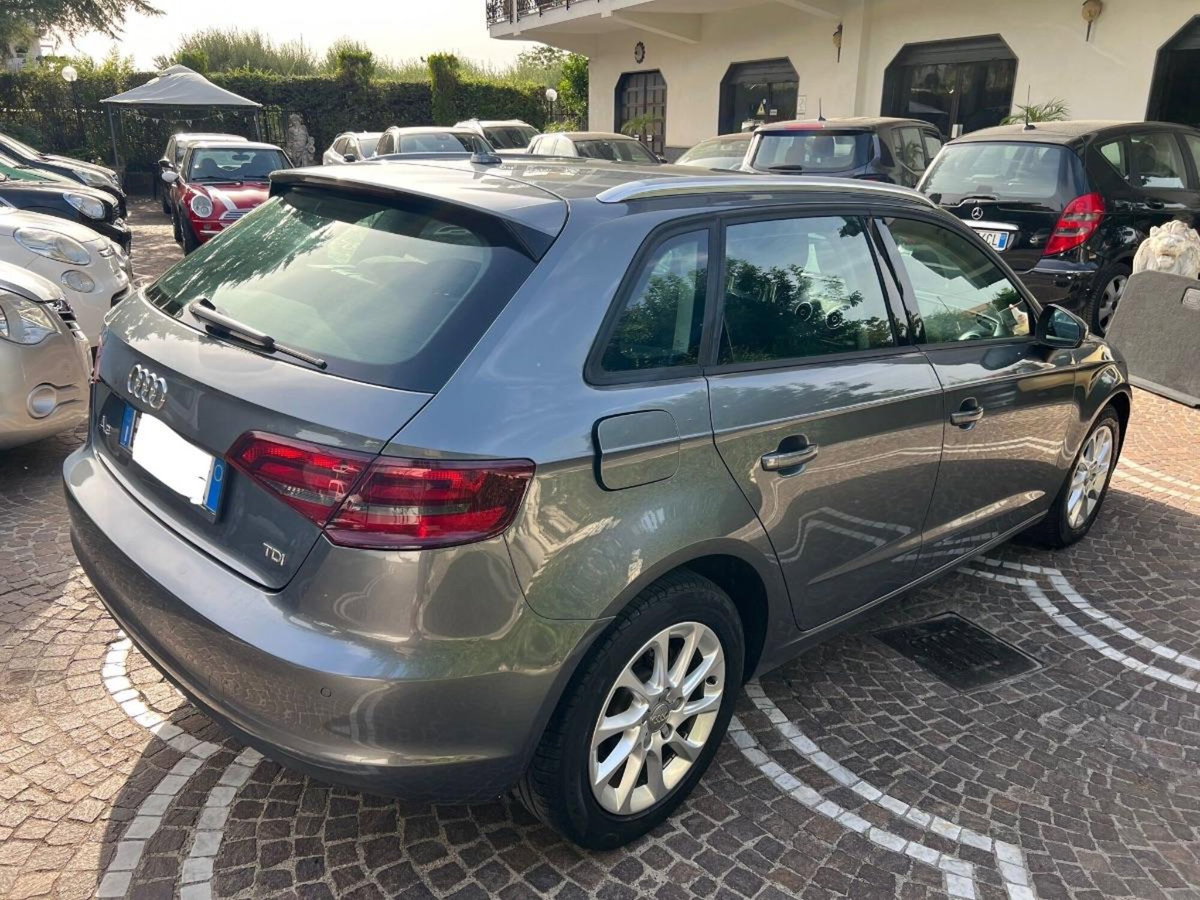 Audi A3 Sportback 1.6 TDI clean diesel Ambition (2)