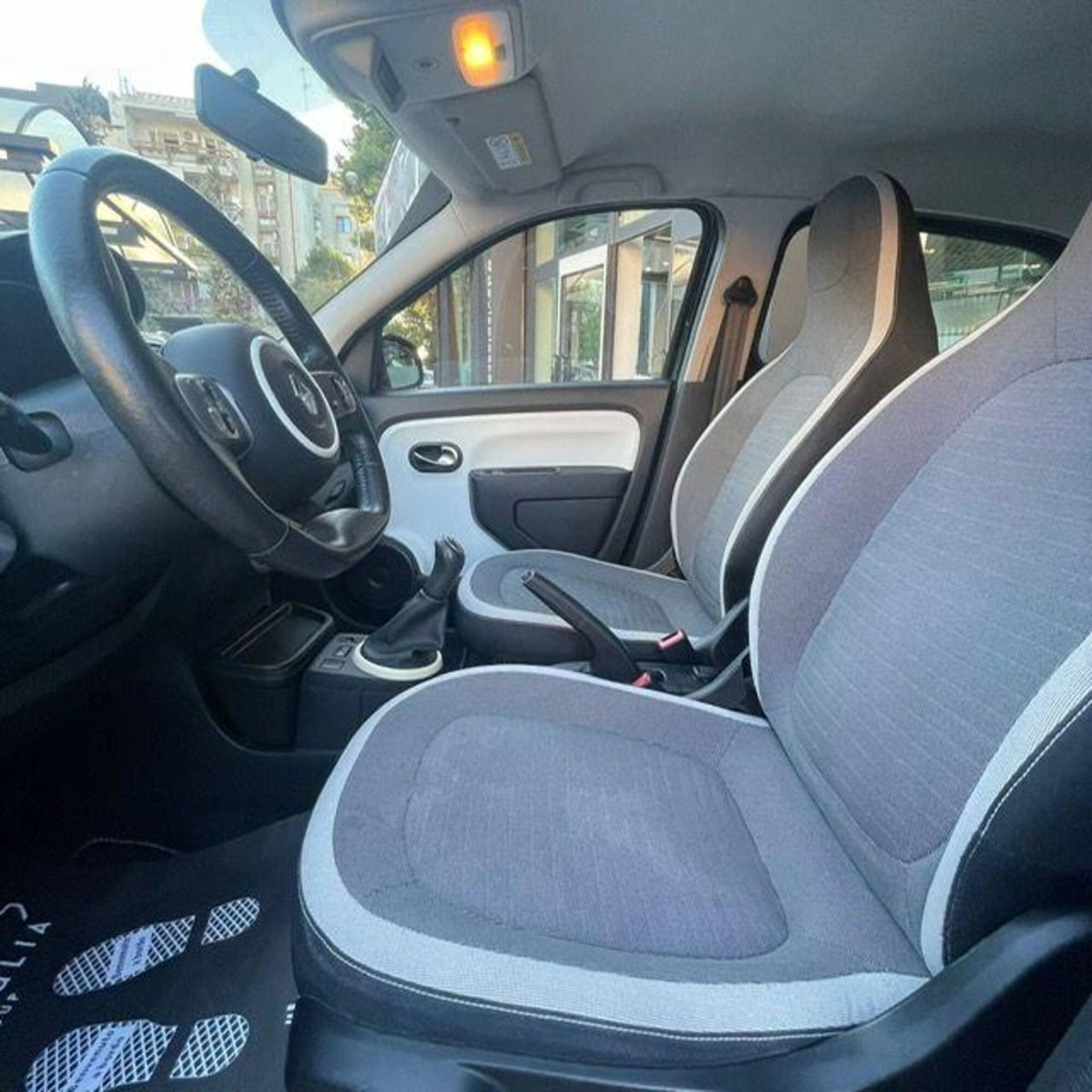 Renault Twingo SCe EDC Duel2 (6)