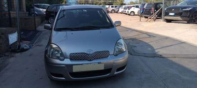 Toyota Yaris 1.0 5 porte usata