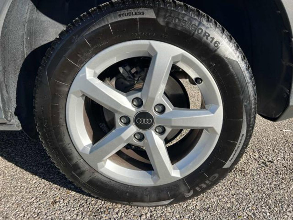 Audi Q2 Q2 30 TDI S tronic Business (13)