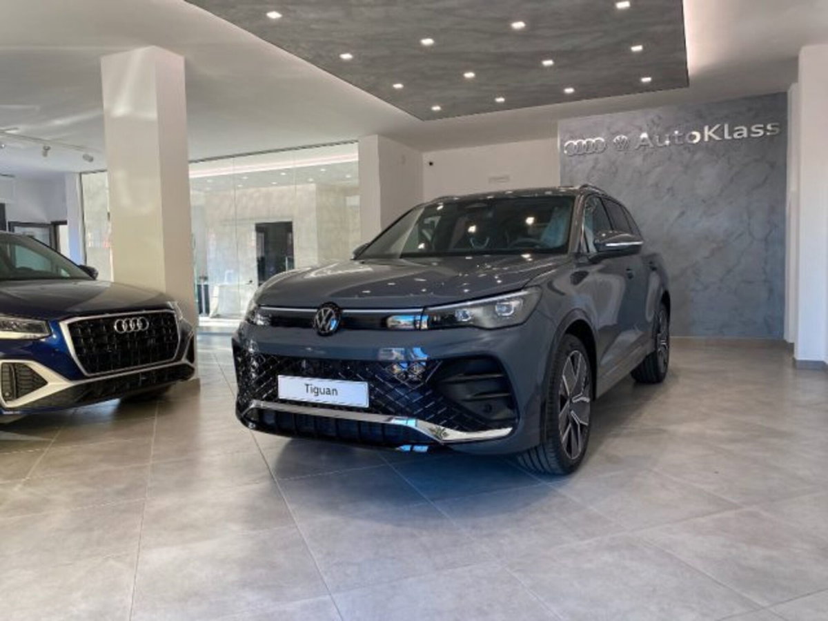 Volkswagen Tiguan 2.0 tdi R-Line 150cv dsg
