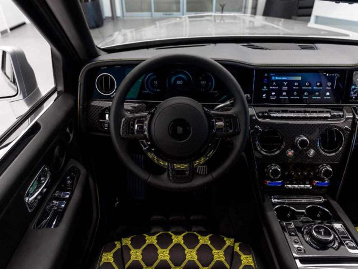 Rolls Royce Cullinan Cullinan 6.7 V12 Black Badge (8)