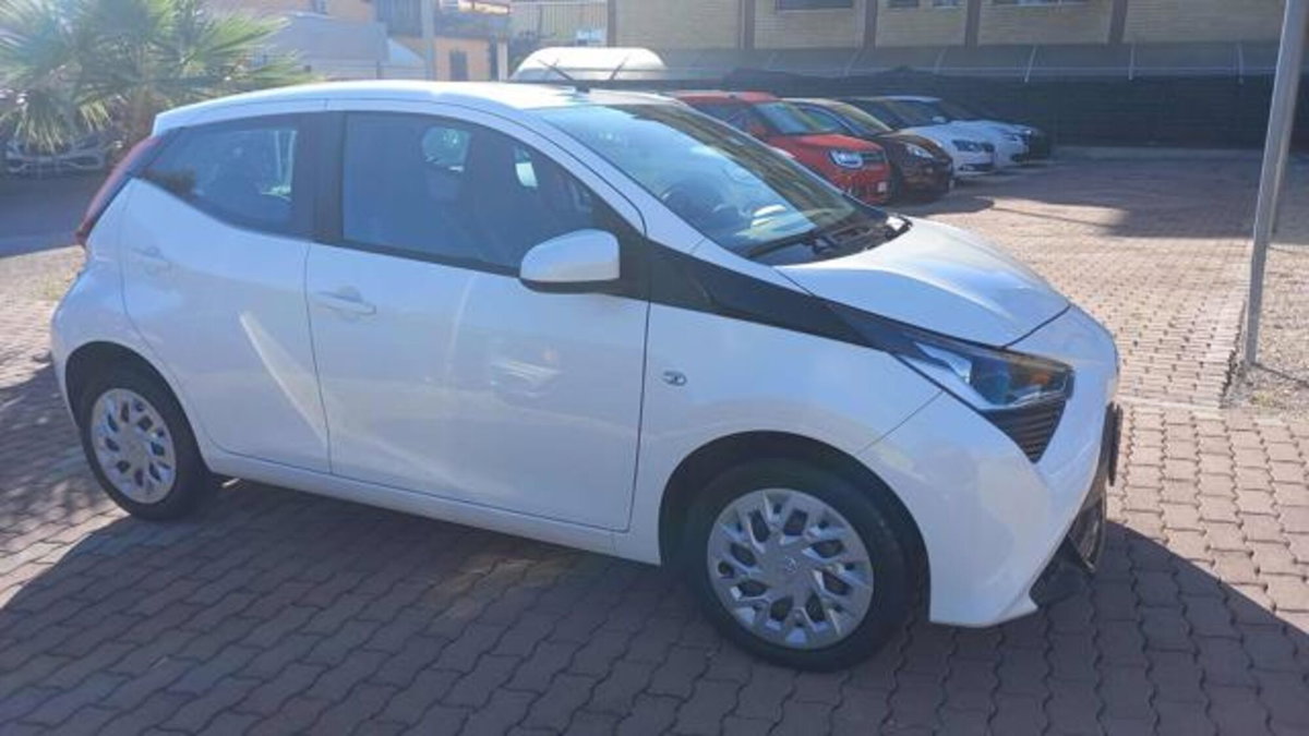 Toyota Aygo Connect 1.0 VVT-i 72 CV 5 porte x-you MMT