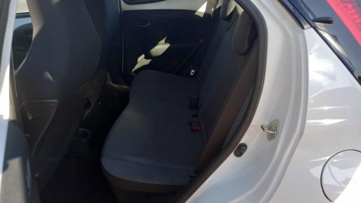 Toyota Aygo Connect 1.0 VVT-i 72 CV 5 porte x-you MMT (11)