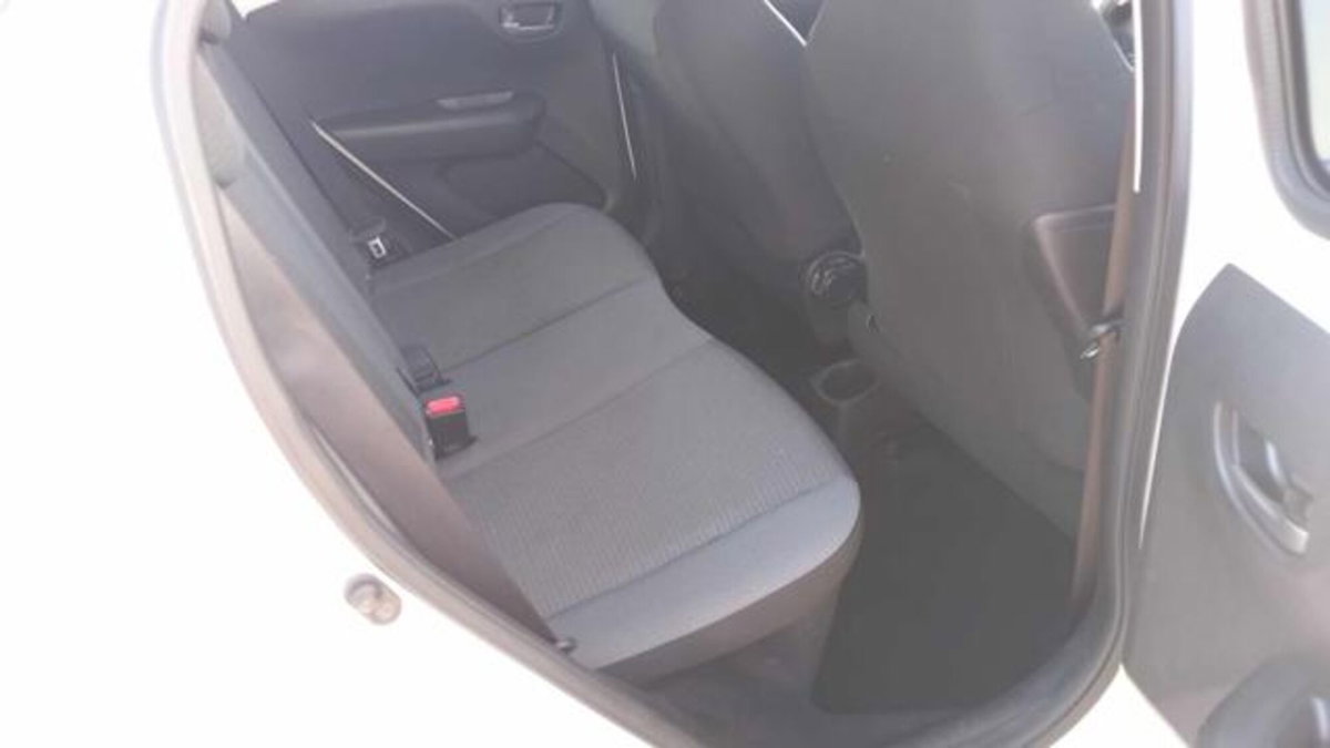 Toyota Aygo Connect 1.0 VVT-i 72 CV 5 porte x-you MMT (8)