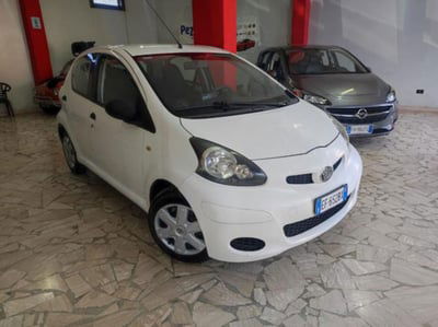 Toyota Aygo 1.0 12V VVT-i 5 porte Sol Connect usata