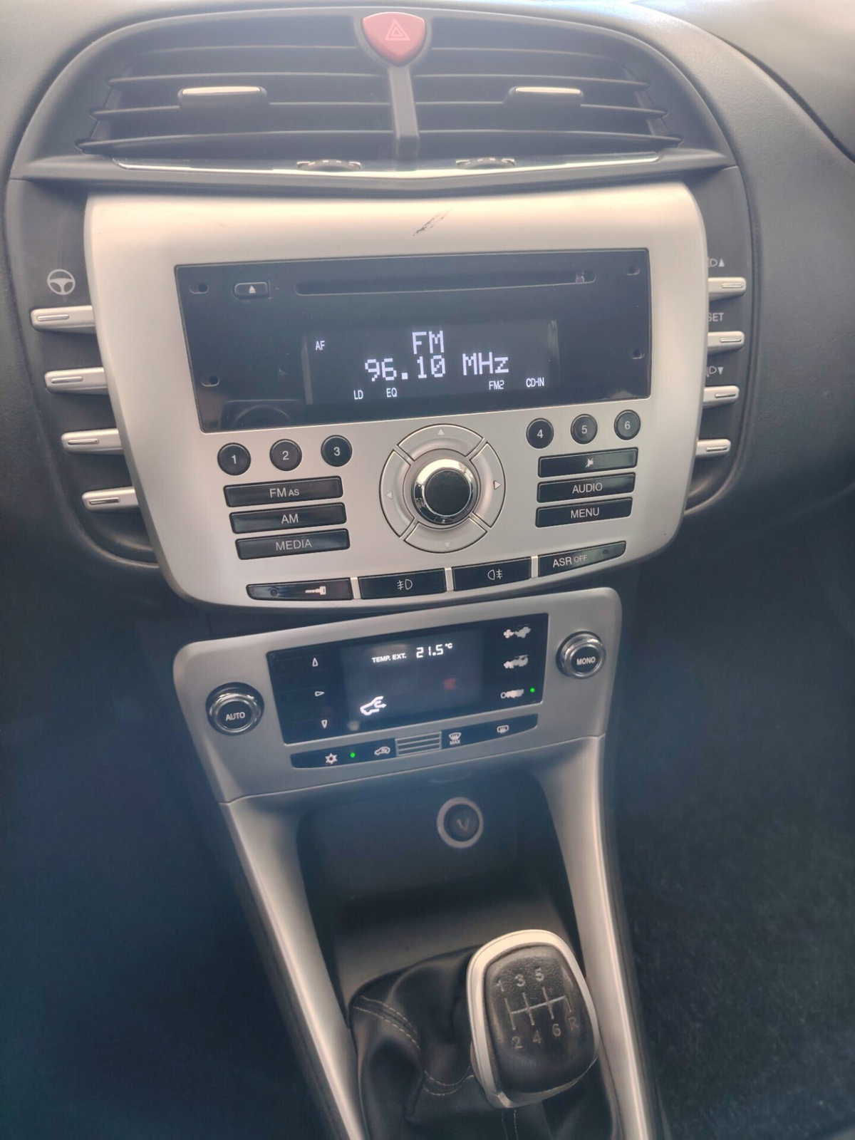 Lancia Delta 1.6 MJT DPF Silver (7)