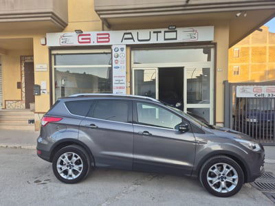 Ford Kuga 2.0 TDCI 140 CV 4WD Titanium usata