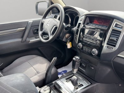 Mitsubishi Pajero 3.2 DI-D 16V aut. 5p. Tender DPF (10)