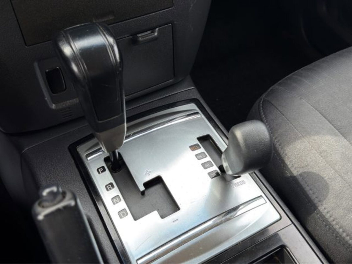 Mitsubishi Pajero 3.2 DI-D 16V aut. 5p. Tender DPF (14)
