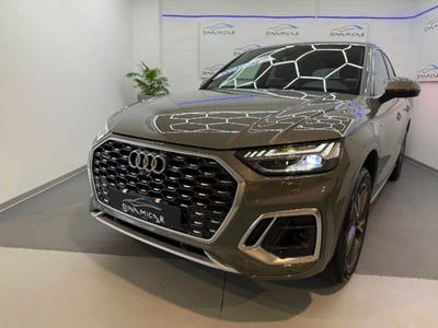 Audi Q5 Sportback 40 2.0 tdi mhev 12V Identity Black quattro s-tronic usata