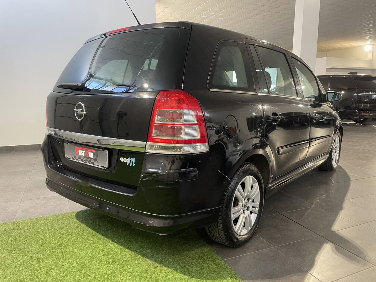 Opel Zafira 1.6 16V ecoM 94CV Cosmo (5)