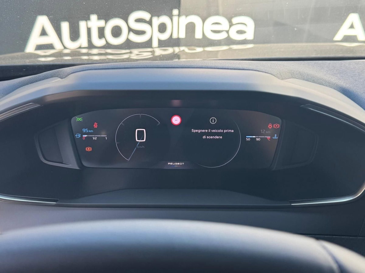 Peugeot 2008 1.2 puretech Active s&s 100cv (8)