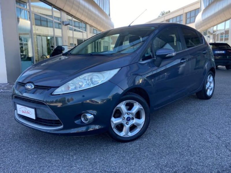 Ford Fiesta 1.2 60CV 5 porte Titanium