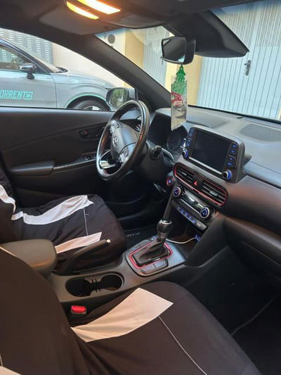 Hyundai Kona 1.6 CRDI 136 CV DCT Xpossible usata