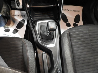 Peugeot 2008 PureTech 100 S&S Active Pack (16)