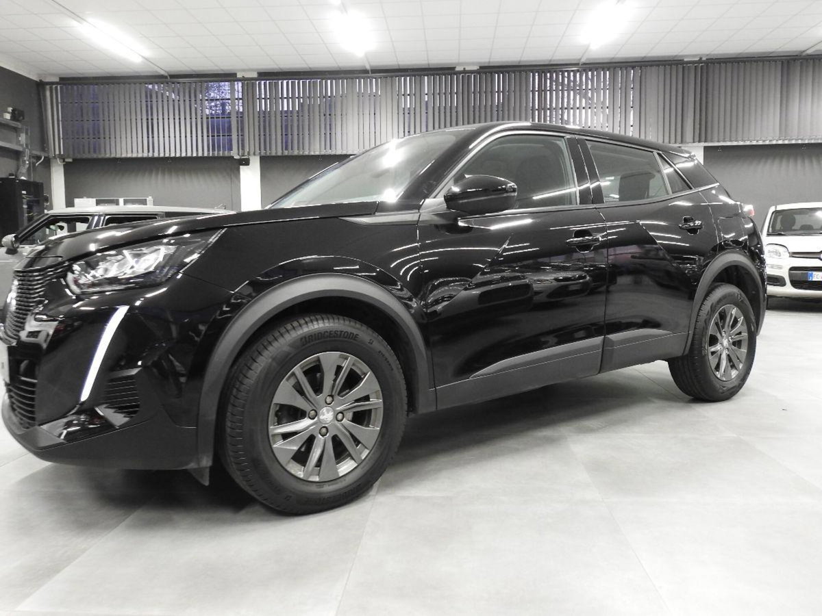 Peugeot 2008 PureTech 100 S&S Active Pack (5)
