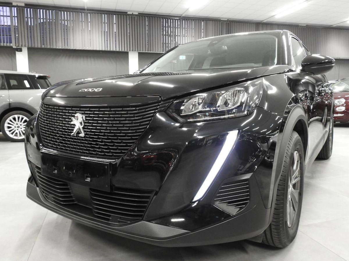 Peugeot 2008 PureTech 100 S&S Active Pack (6)