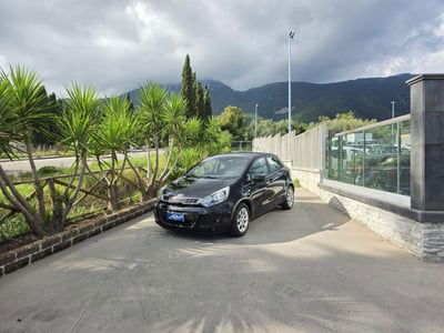 Kia Rio 1.1 CRDi 5p. Active usata