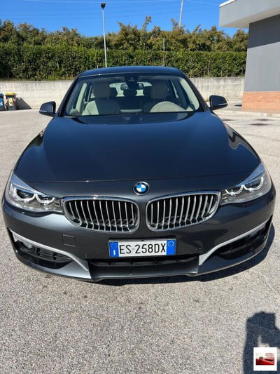 BMW Serie 3 GT 318d  Luxury usata