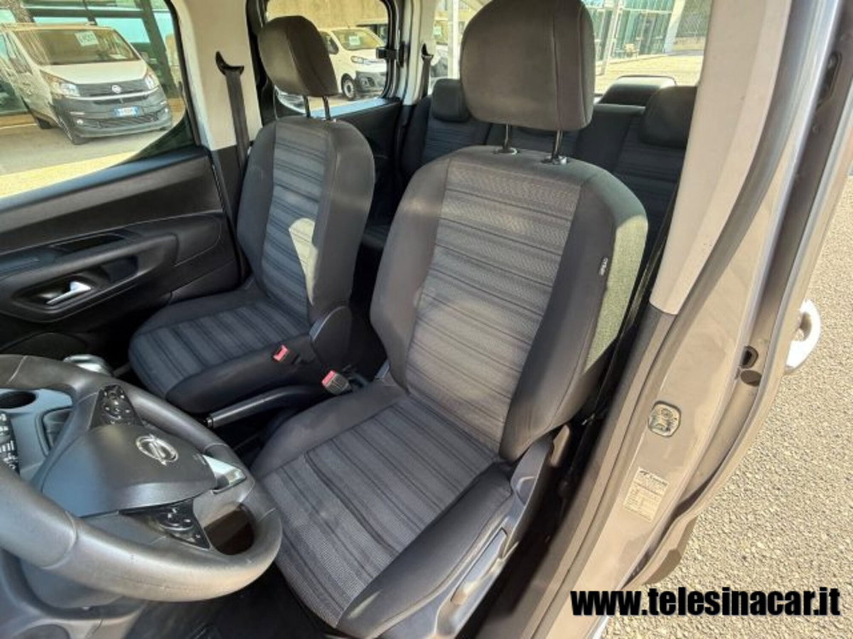 Opel Combo Life 1.5D 100 CV S&S Elegance (11)