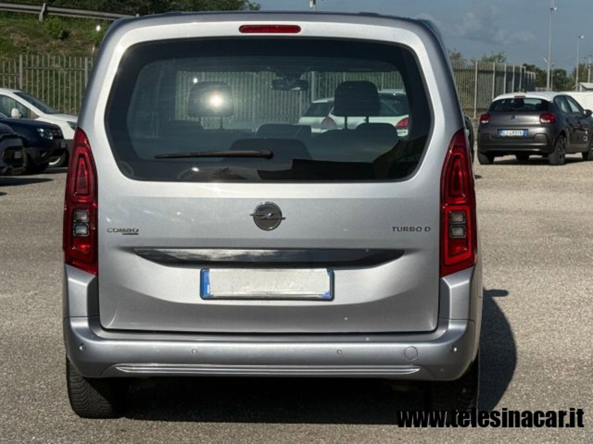 Opel Combo Life 1.5D 100 CV S&S Elegance (7)