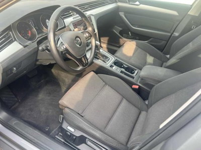 Volkswagen Passat Variant 2.0 TDI DSG Business BlueMotion Tech (15)