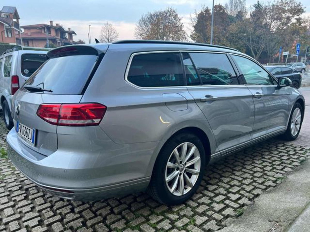 Volkswagen Passat Variant 2.0 TDI DSG Business BlueMotion Tech (6)