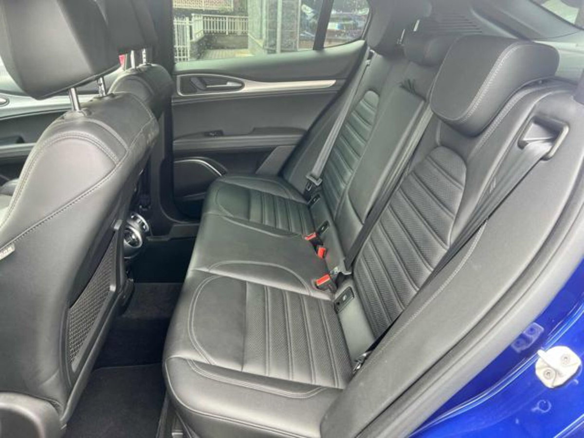 Alfa Romeo Stelvio Stelvio 2.2 Turbodiesel 210 CV AT8 Q4 Veloce (15)