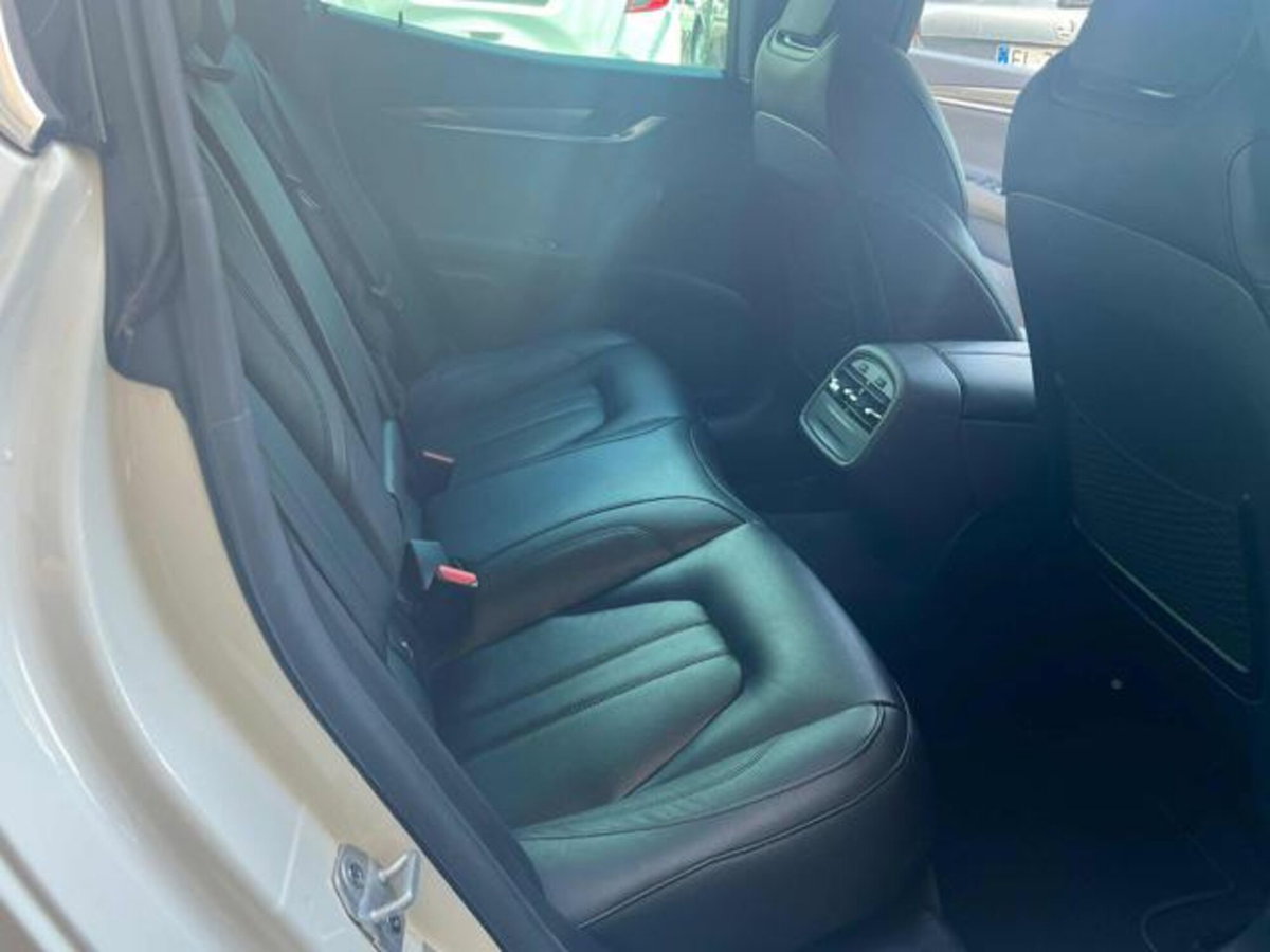 Maserati Ghibli Ghibli V6 Gransport (11)