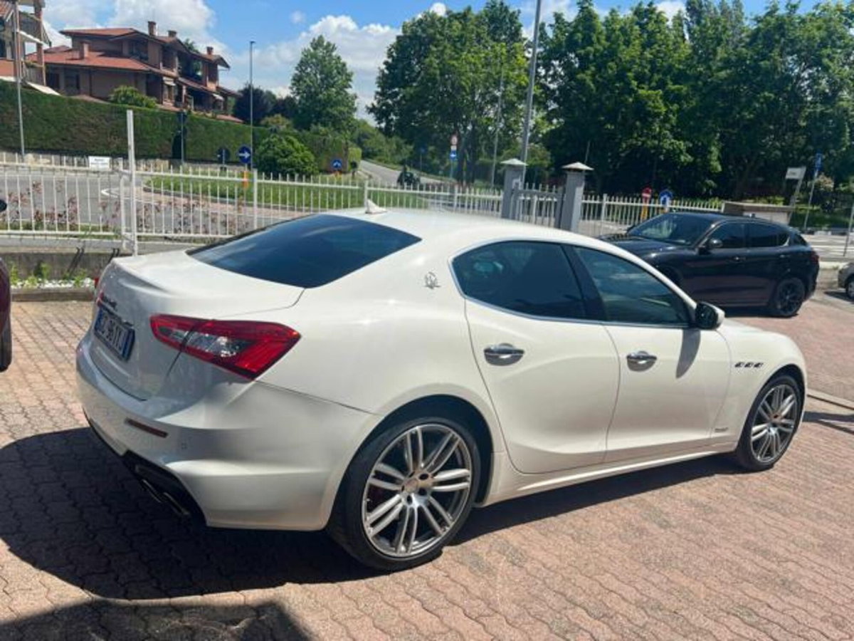 Maserati Ghibli Ghibli V6 Gransport (4)