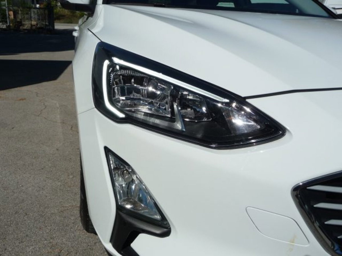 Ford Focus Station Wagon 1.5 EcoBlue 120 CV automatico SW Business Co-Pilot (19)
