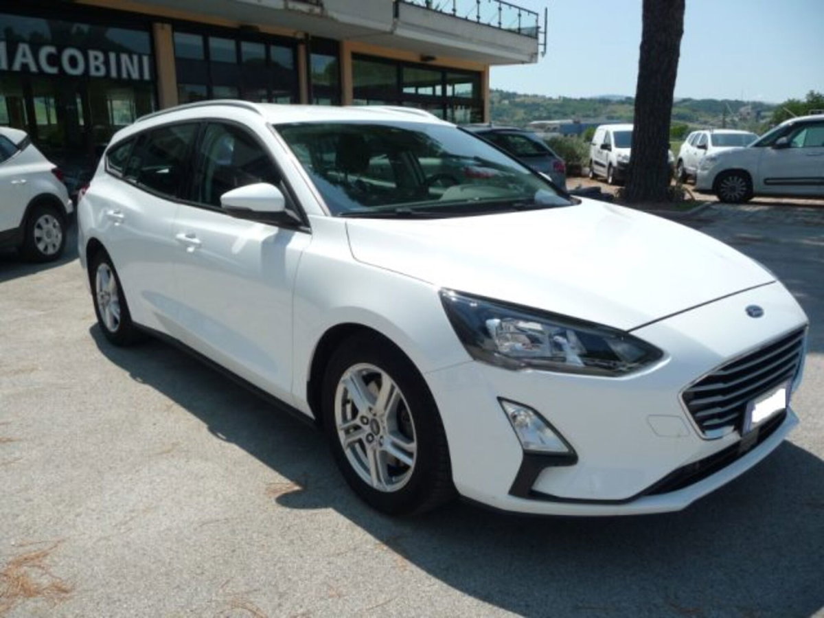 Ford Focus Station Wagon 1.5 EcoBlue 120 CV automatico SW Business Co-Pilot (4)
