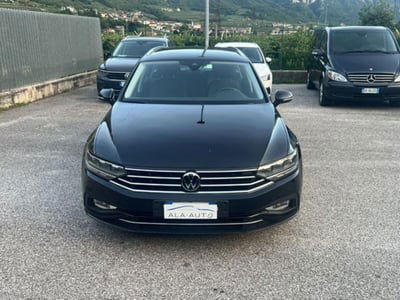 Volkswagen Passat Variant 2.0 TDI SCR EVO DSG Business usata