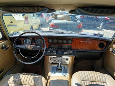 Jaguar XJ6 4.2 (12)