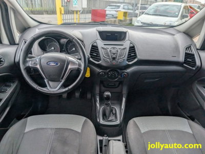 Ford EcoSport 1.5 TDCi 95 CV Titanium S (10)